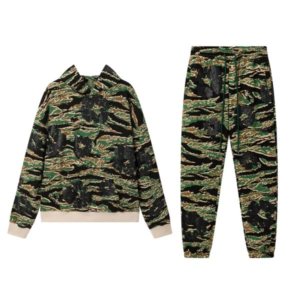 Denim Tears Drops Camo Cotton Wreath Green Tracksuit Denim Tears Drops Camo Cotton Wreath Green Tracksuit